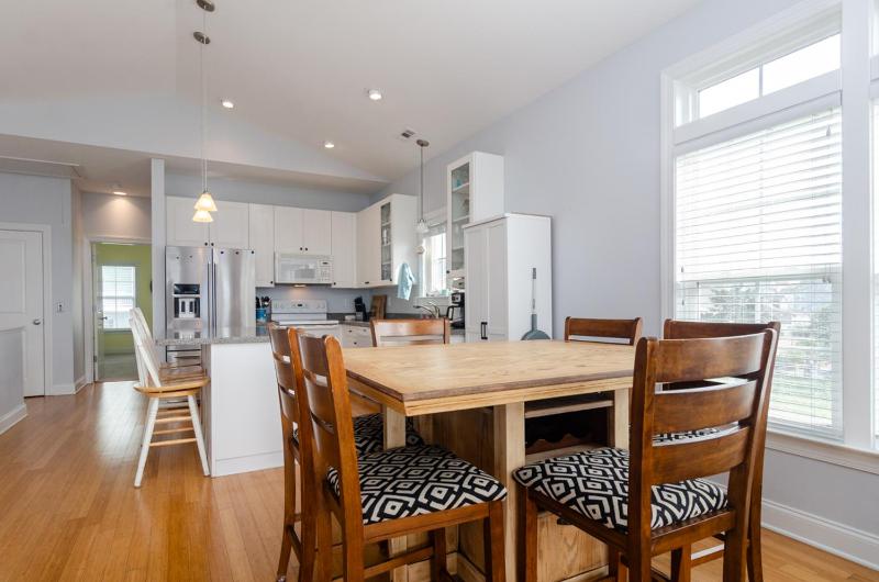 E-Sea Living by Bryant Real Estate - image 17