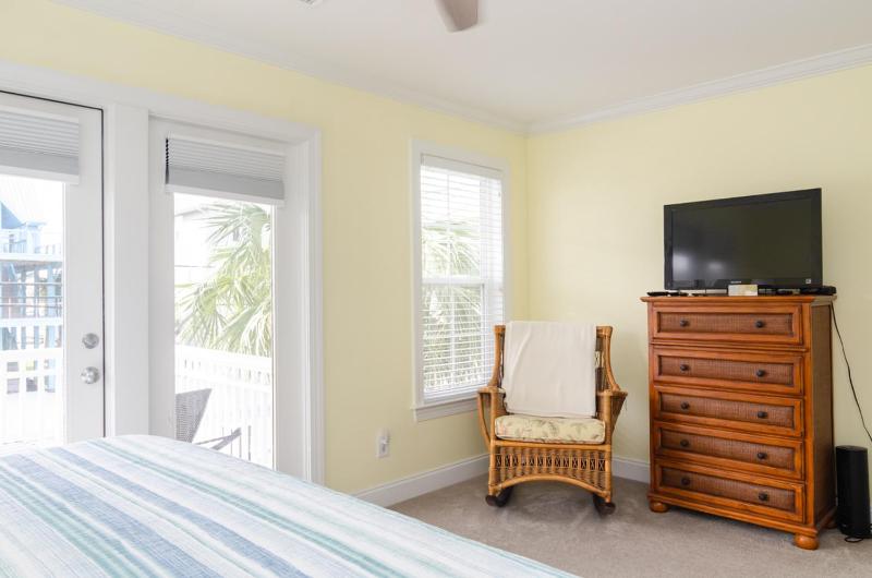 E-Sea Living by Bryant Real Estate - image 20