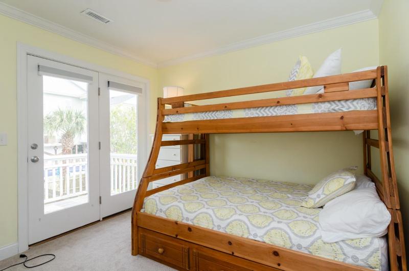 E-Sea Living by Bryant Real Estate - image 16
