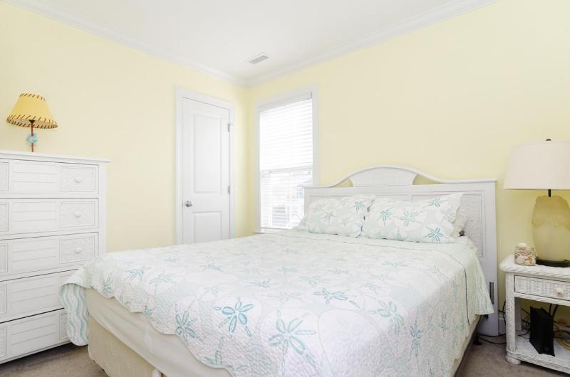 E-Sea Living by Bryant Real Estate - image 5