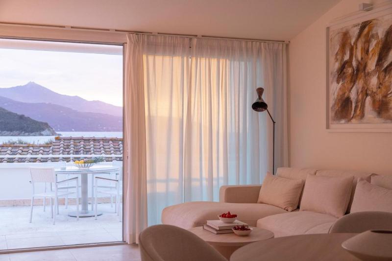 Exclusive Suite image 1