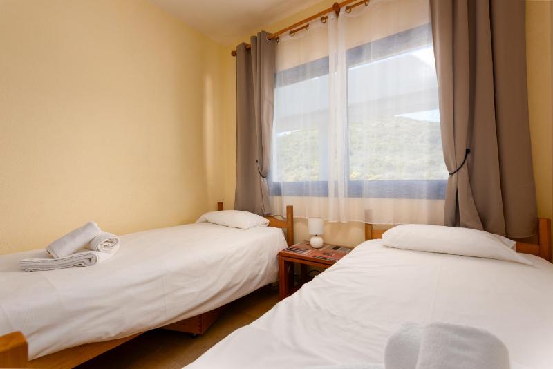 Duquesa Suites 2424 AZURE SKYLINE - image 21