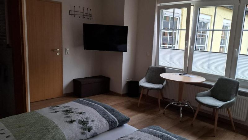 Double Room with Private Bathroom image 3