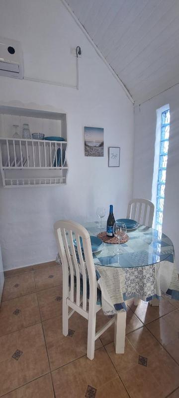 One-Bedroom House image 2