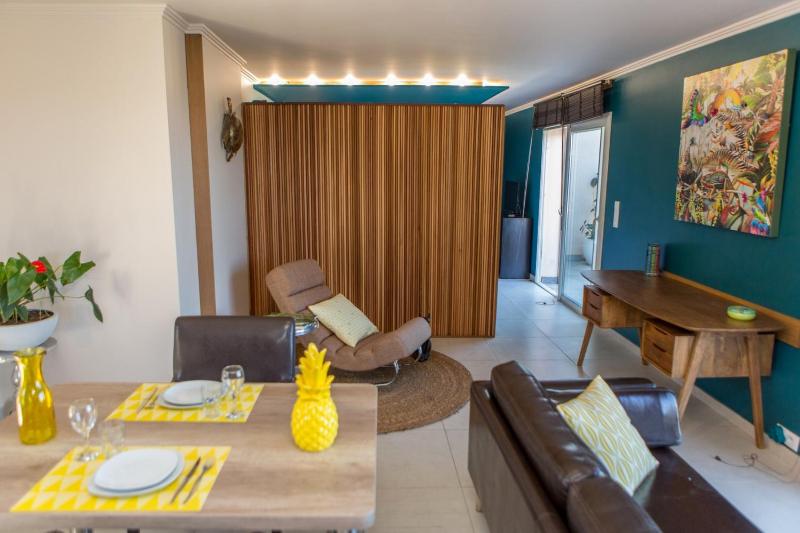 Suite with Sea View image 2