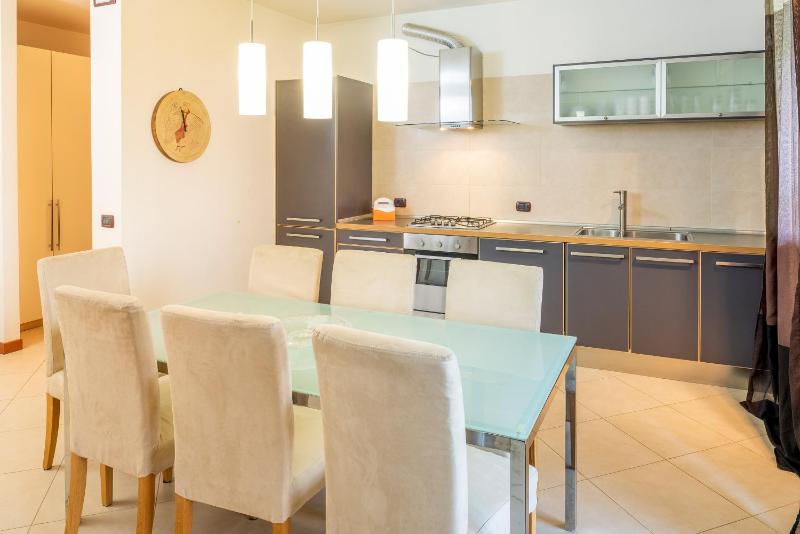 Mari&Monti Apartment - image 8