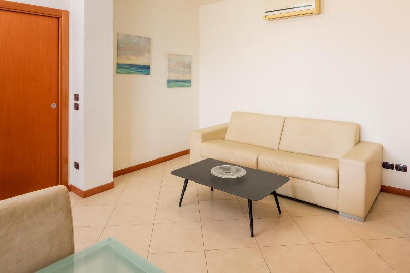 Mari&Monti Apartment - image 22