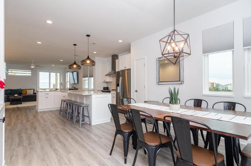 View-tiful by Bryant Real Estate - image 9
