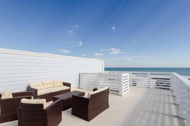 View-tiful by Bryant Real Estate - image 22