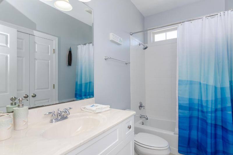 Peaki Tiki by Bryant Real Estate - image 10