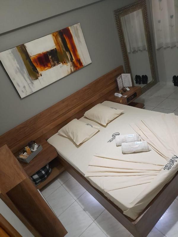 Hotel Reality - image 28