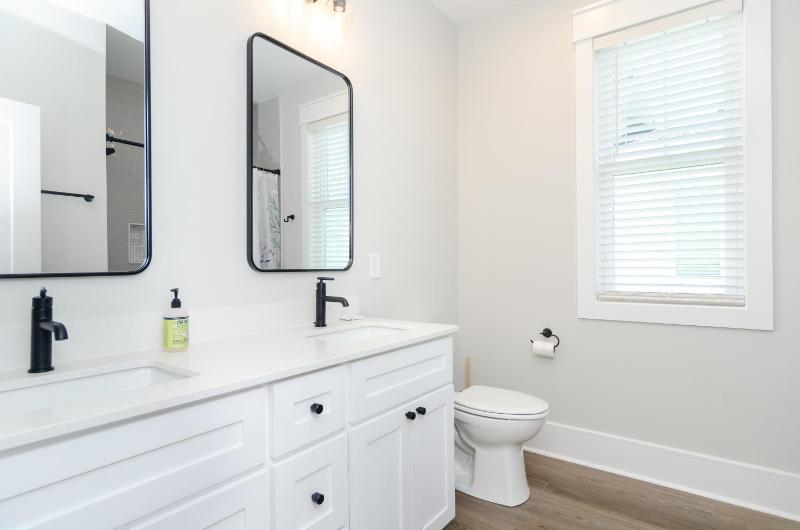 Shearer Paradise by Bryant Real Estate - image 6