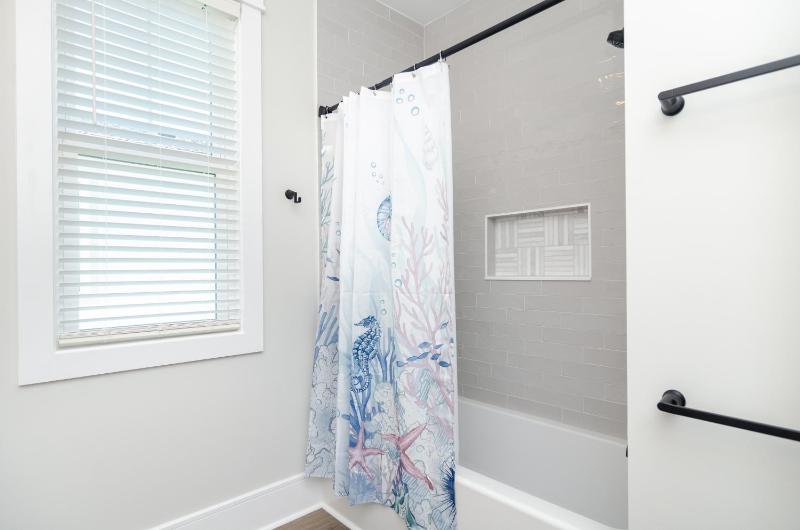 Shearer Paradise by Bryant Real Estate - image 21