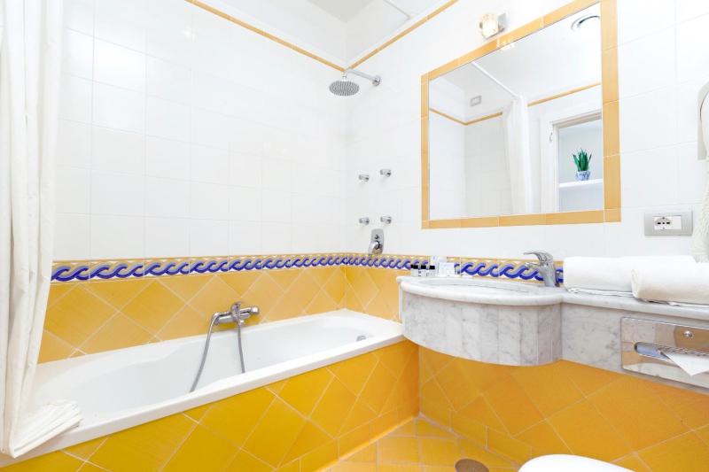 Hotel Piccolo Paradiso - image 7
