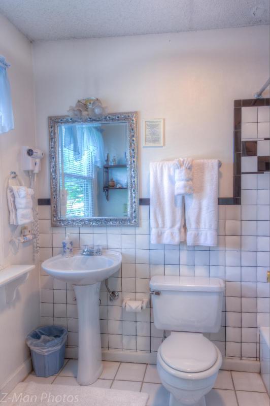 King Room image 2