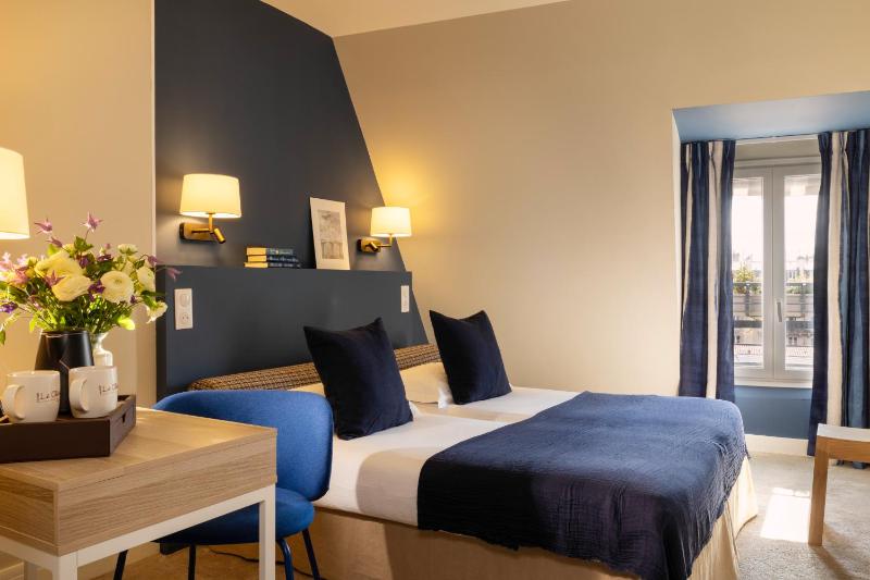 Superior Room image 3