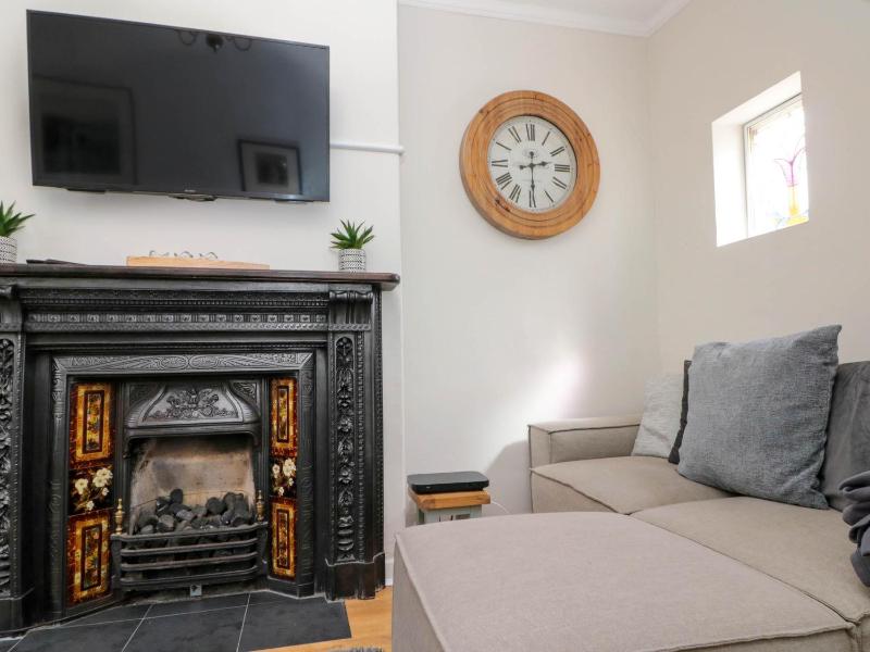 Rydal Cottage - image 3