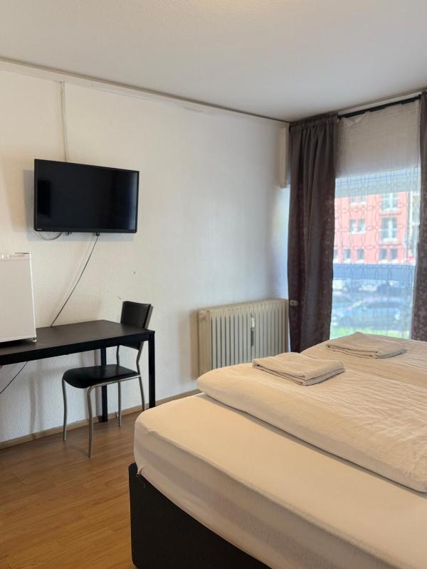 Hotel Garni Emir - image 8