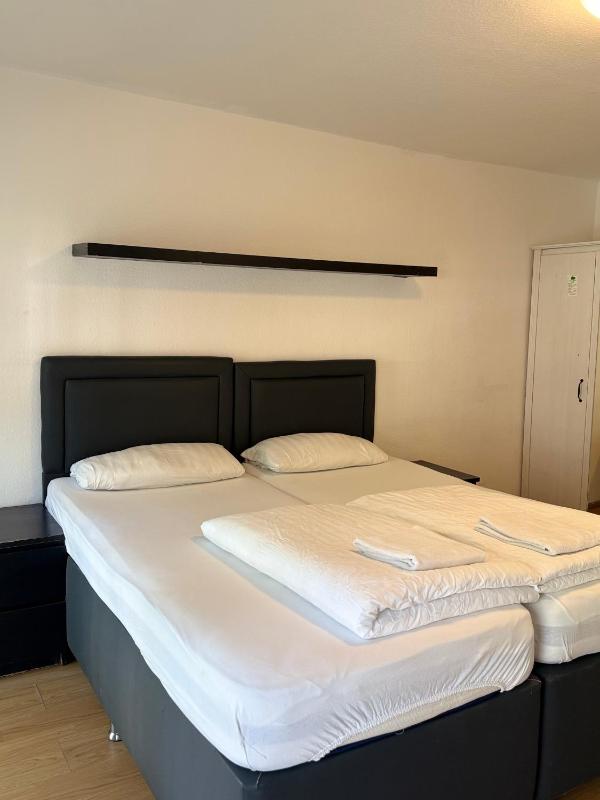 Hotel Garni Emir - image 13