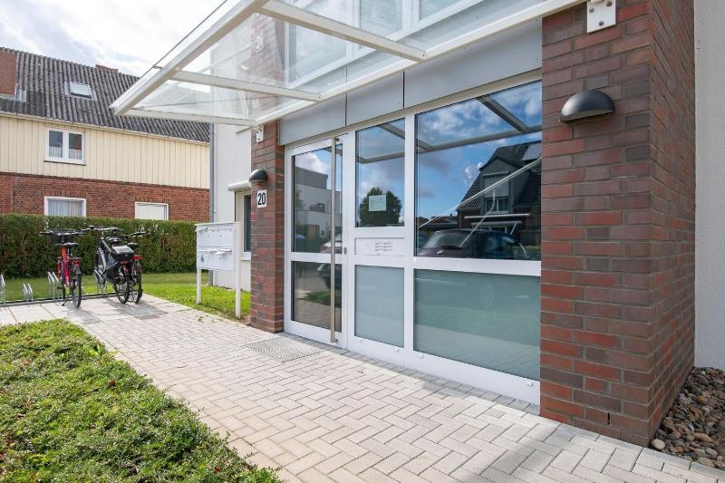 Apartment with Balcony image 4