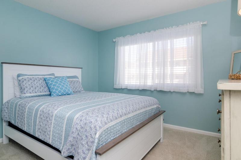 Sandy Sunrise by Bryant Real Estate - image 15
