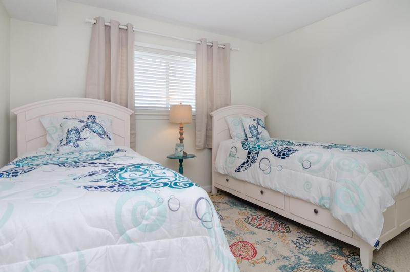 Sandy Sunrise by Bryant Real Estate - image 10