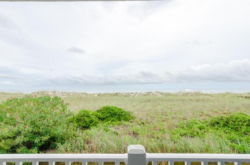 Blue Oceanfront Retreat by Bryant Real Estate - image 33