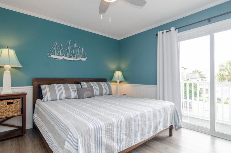 Blue Oceanfront Retreat by Bryant Real Estate - image 31