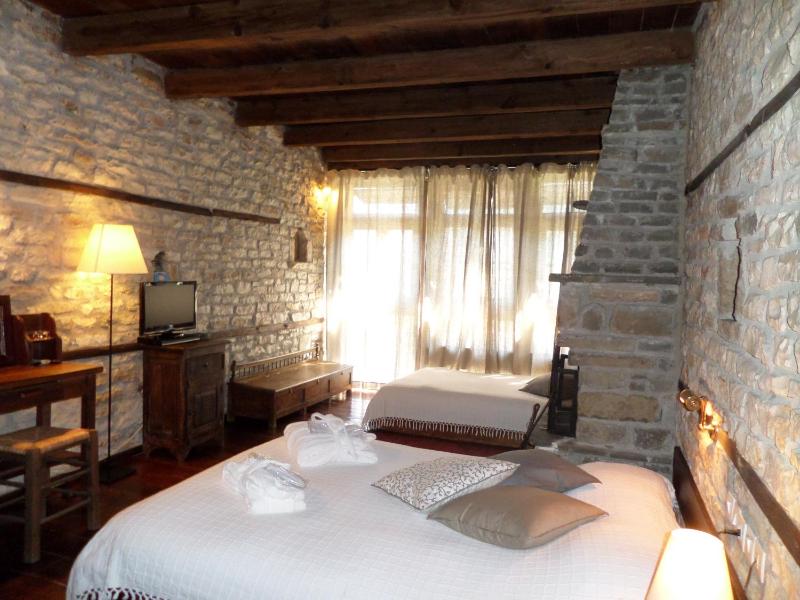 Quadruple Room image 4