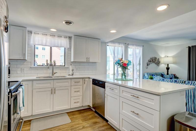 Toes in the Sand by Bryant Real Estate - image 29