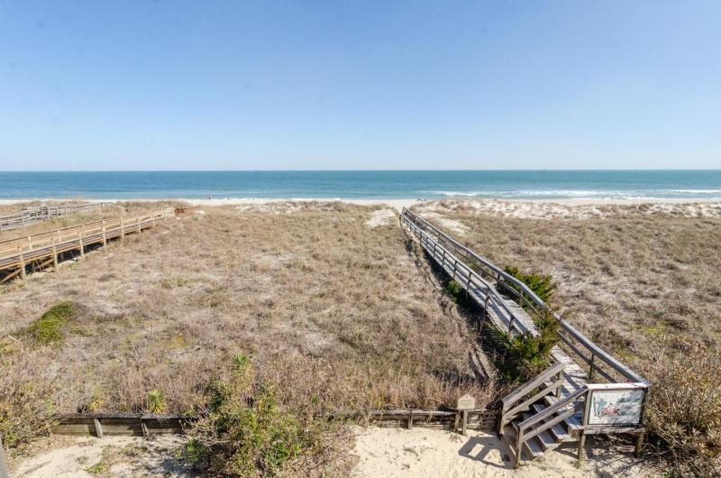 Janssen by Bryant Real Estate - image 11