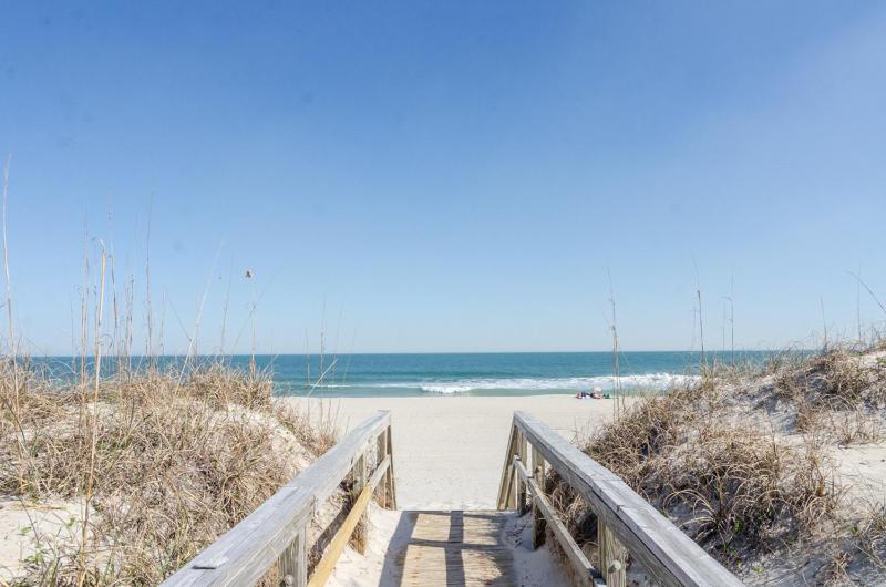 Janssen by Bryant Real Estate - image 30