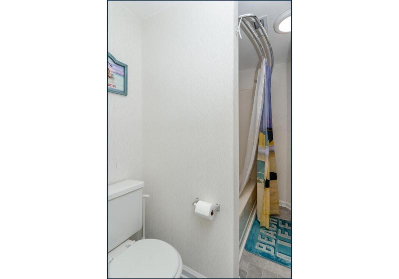 Salty Dog Retreat by Bryant Real Estate - image 30