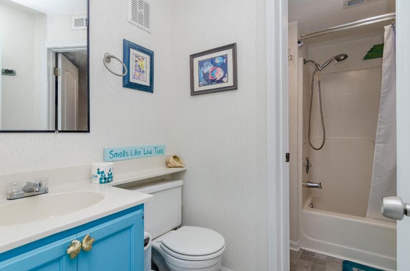 Salty Dog Retreat by Bryant Real Estate - image 15