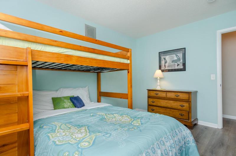 Bosley by Bryant Real Estate - image 25