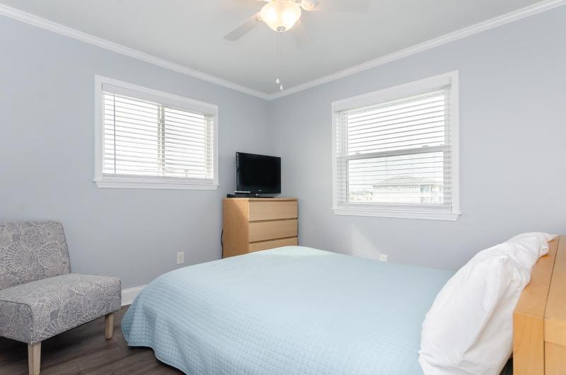 The Turquoise Jay by Bryant Real Estate - image 6