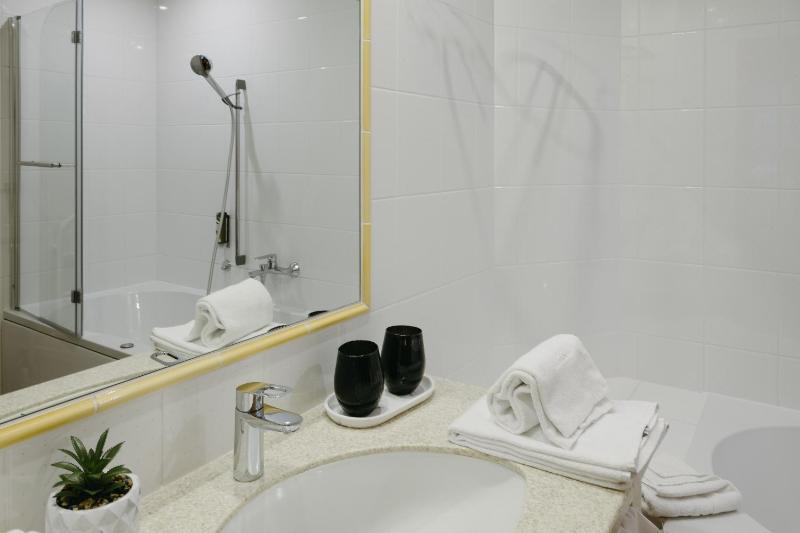 Two-Bedroom Suite image 3