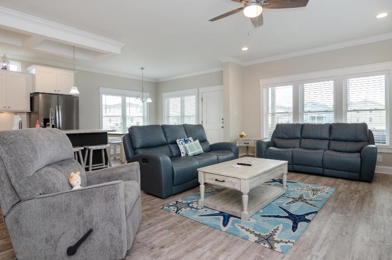 Thalassa by Bryant Real Estate - image 46