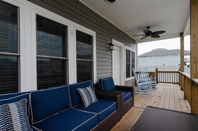 Thalassa by Bryant Real Estate - image 17