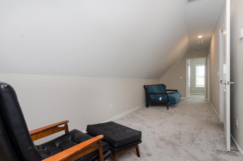 Thalassa by Bryant Real Estate - image 34