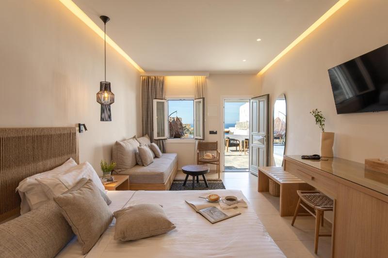 Superior Double Room image 1