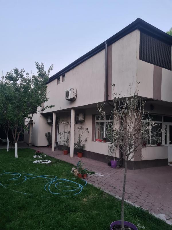 Corina House - image 22