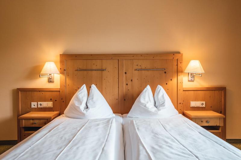 Double Room collateral Lake View image 3