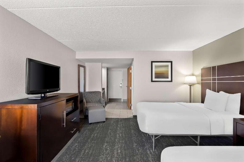Double Room with Two Double Beds - Non-Smoking image 2