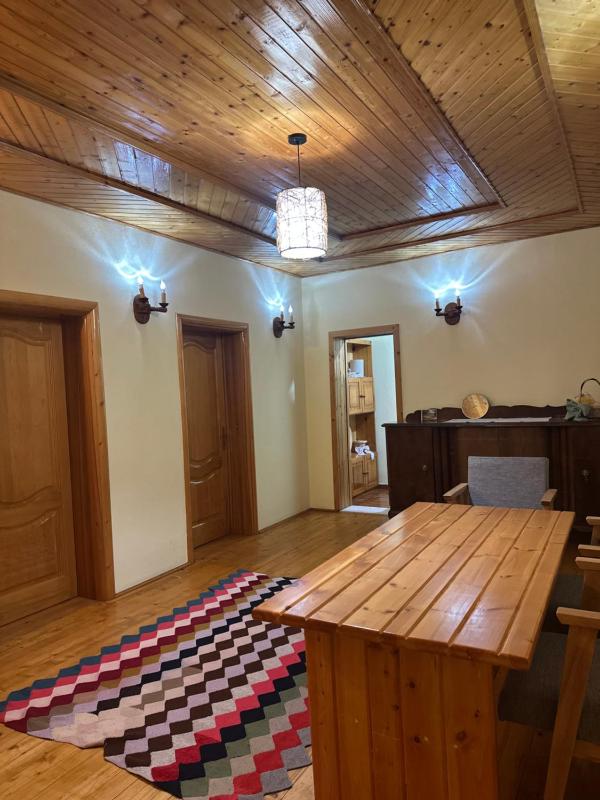Deluxe Two-Bedroom Apartment with Garden View image 2