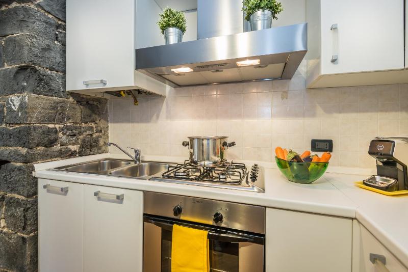 Superior One-Bedroom Apartment - Via Vitani 40 image 4