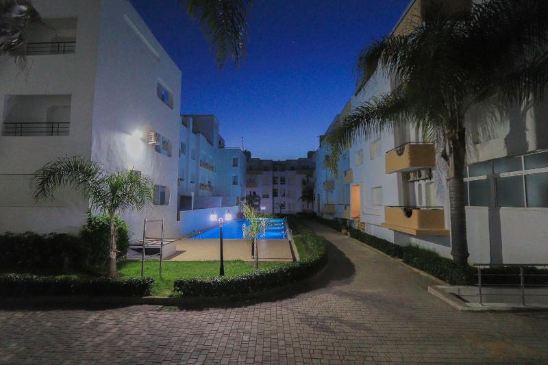 Appartement avec piscine dans une résidence fermée - image 22