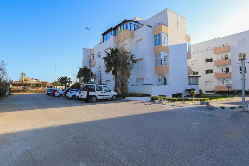 Appartement avec piscine dans une résidence fermée - image 37