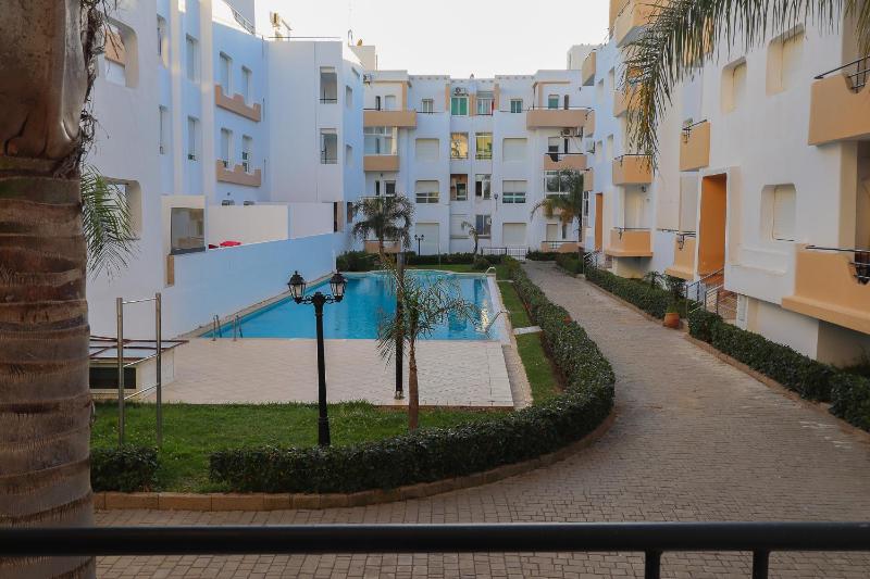 Appartement avec piscine dans une résidence fermée - image 36