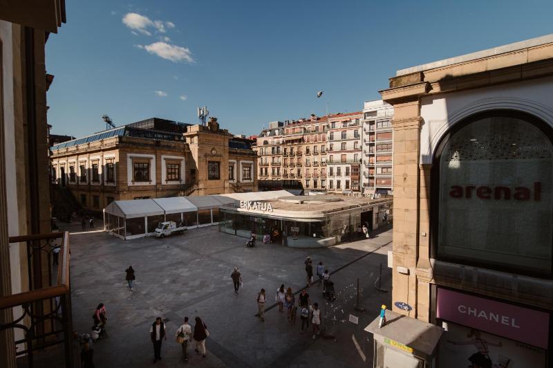 Boulevard Roomss - image 15